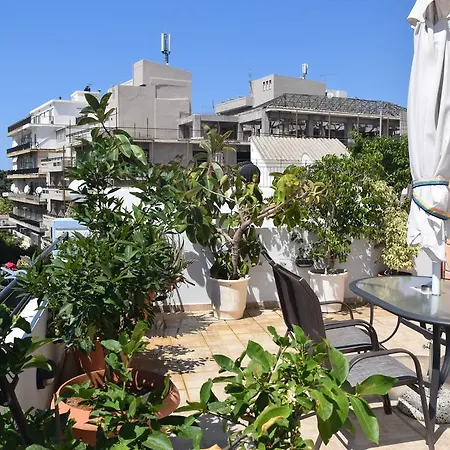 Alena Apartahotel *